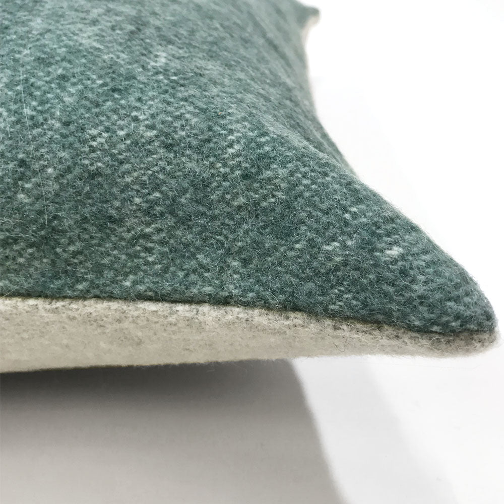 Malagoon cushion Easy nature - double faced green - 50x50cm recycled wool