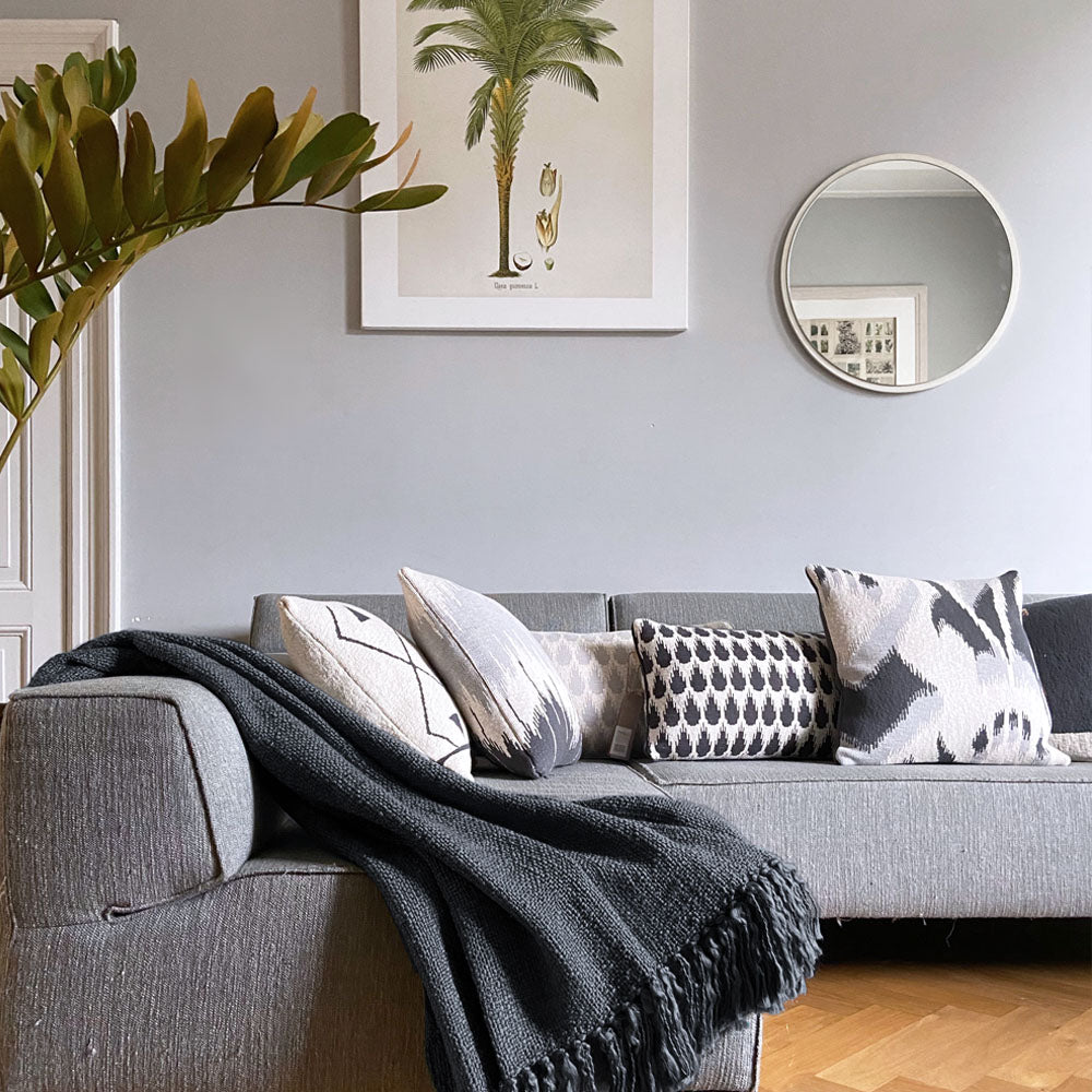Malagoon cushion Ikat - anthracite - 50x50cm 100% organic cotton