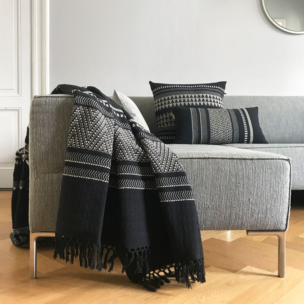 Malagoon cushion Native - black - 35x65cm 100% cotton
